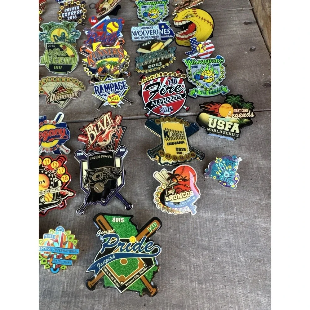Lot of 64 Girls Fast Pitch Softball Team Trading Fastpitch Pinback Pins‎